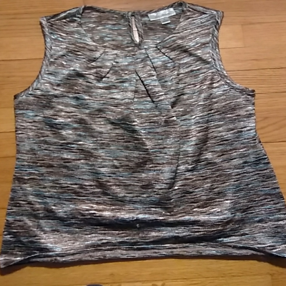 Dress Barn Sleeveless Shell Top - Picture 9 of 9